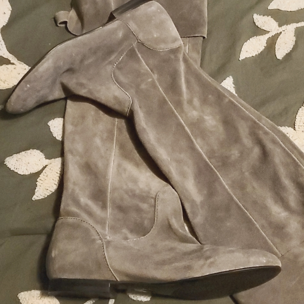 Womens Gray boots